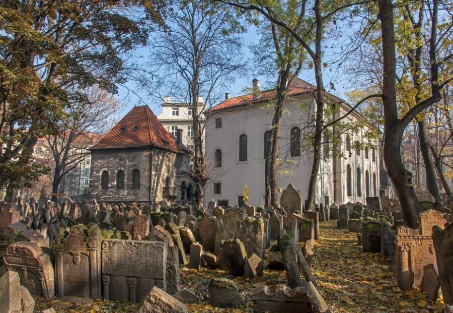 Prague Jewish Town/Skip-the-Line Official Entry Ticket - Maisel Synagogue: a foundation story tied to Mordecai Maisel