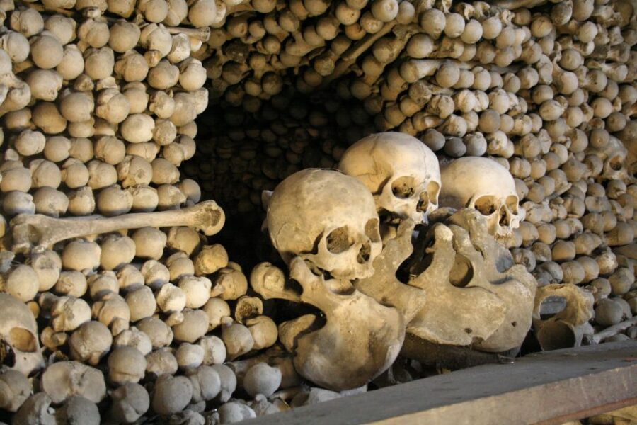 Prague: Kutná Hora, St Barbara's Cathedral and Bone Church - Practical Tips for a Respectful, Comfortable Visit