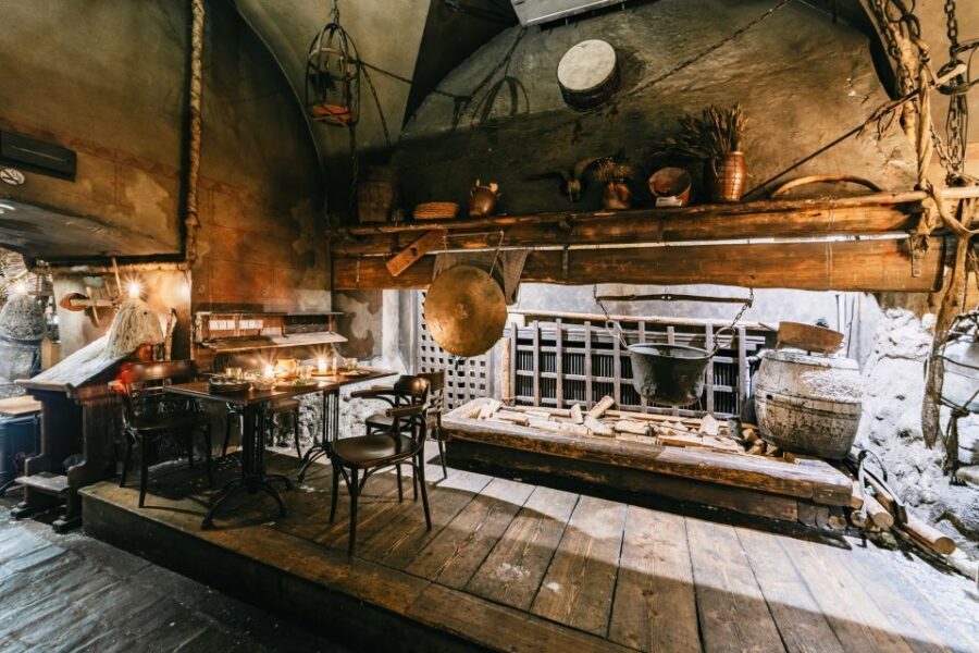Prague: Medieval Dinner with Unlimited Drinks - Unlimited Drinks: Beer, Wine, and Soft Drinks Without the Headache