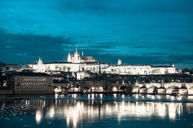 Prague Night Tour and River Vltava Dinner Cruise - The River Vltava Dinner Cruise: Aperitif, Deck Views, and That Night Glow