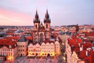 Prague: Old Town and Jewish Quarter Tour - Old Town Square and the Astronomical Clock moment