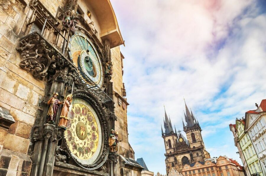Prague: Old Town, Jewish Quarter & Astro Clock Walking Tour - Who This Tour Suits Best