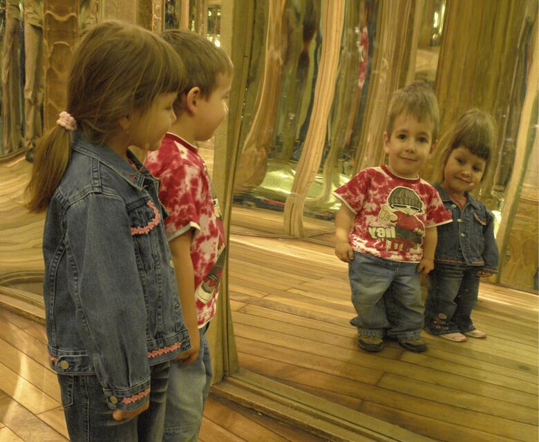 Prague: Petřín Tower and Mirror Maze Entry Ticket - Stairs vs. lift: what the climb feels like