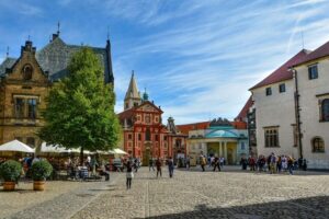 Prague: Prague Castle and Lobkowicz Palace Entry Tickets - Lobkowicz Palace: where art and music history meet