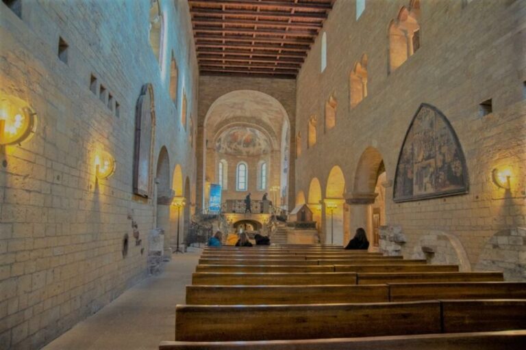 Prague: Prague Castle Complex Smartphone Audio Guide - Entering St. Vitus Cathedral: Crown-Jewel Stories First