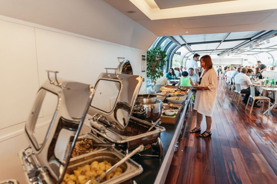 Prague: Sightseeing Dinner Cruise on Open-Top Glass Boat - Photo strategy: where to sit, when to stand, and how to beat glare