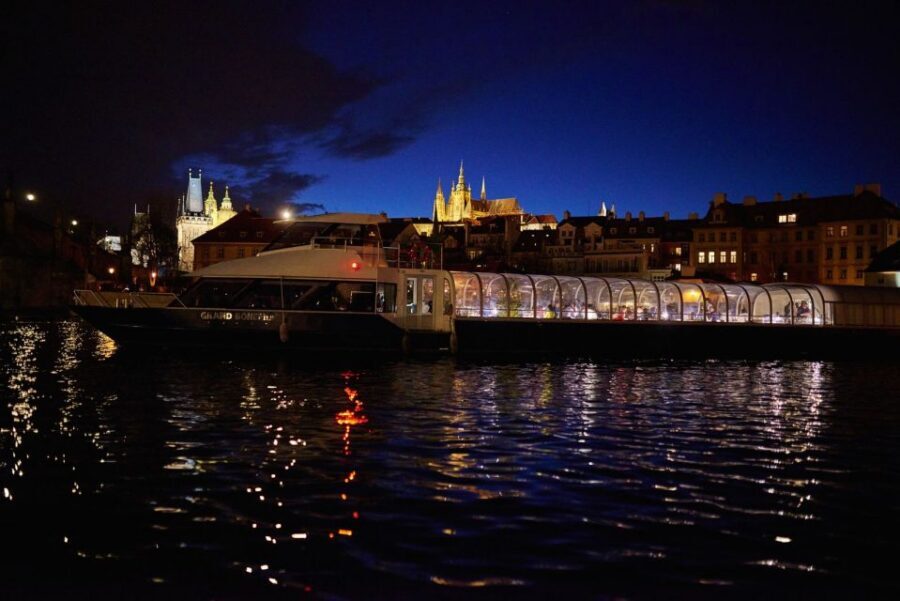 Prague: Sightseeing Dinner Cruise on Open-Top Glass Boat - Boats, seating, and the small-group feel