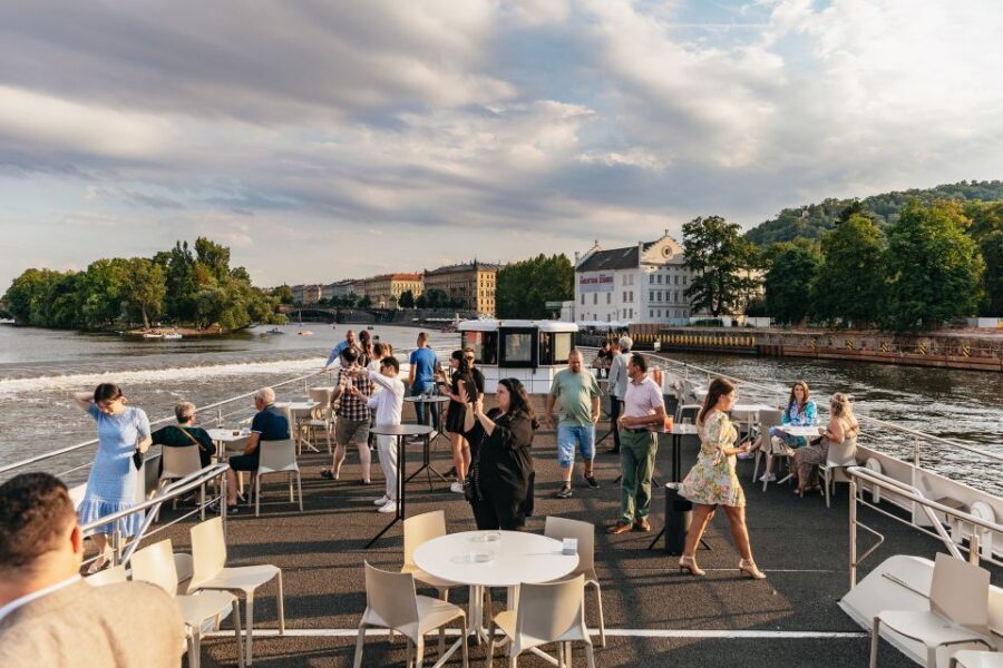 Prague: Sightseeing Dinner Cruise on Open-Top Glass Boat - The dinner: buffet style, but with real Czech comfort