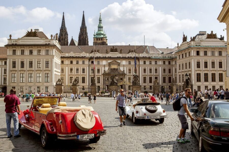 Prague: Skip-the-line Castle Ticket and Optional AudioGuide - Timing hacks: changing of the guard at 12 and how to plan around crowds