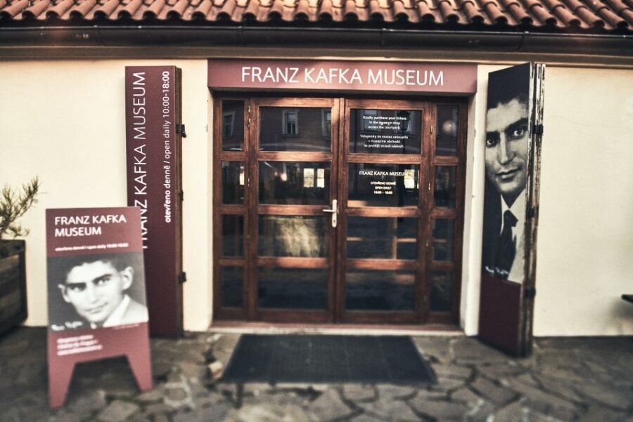 Prague: Tickets for the Franz Kafka Museum - Entering the Franz Kafka Museum with a 20-minute kickoff