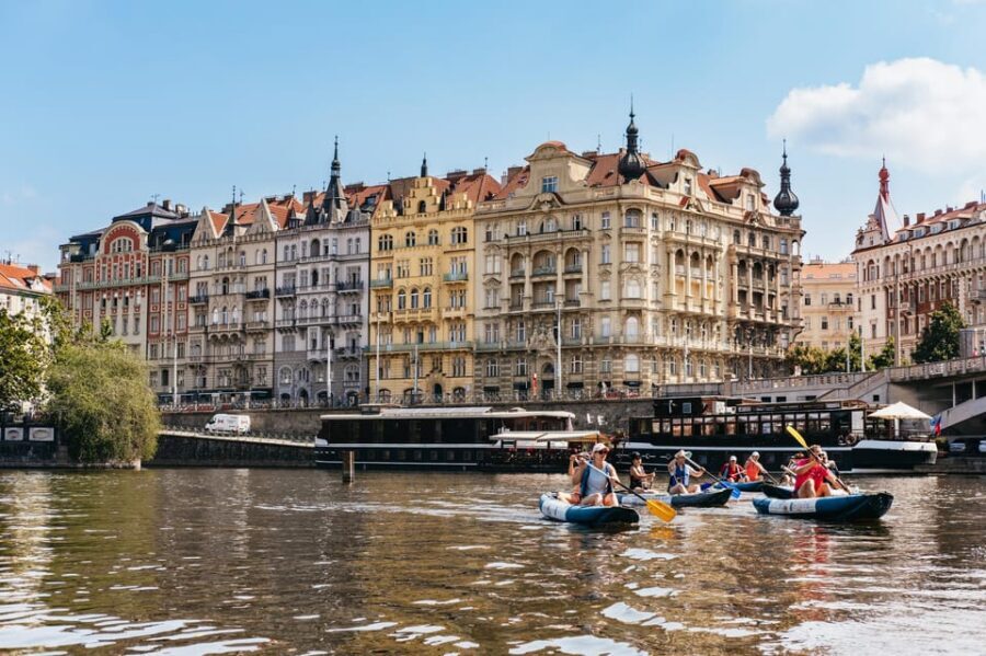 Prague: Vltava River Guided Canoeing Tour - Where you glide: Cisarska louka and Prague’s river sights