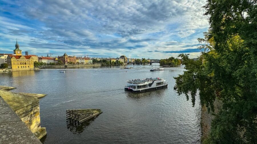 Prague: Vltava River Sightseeing Cruise - Key things to know before you board