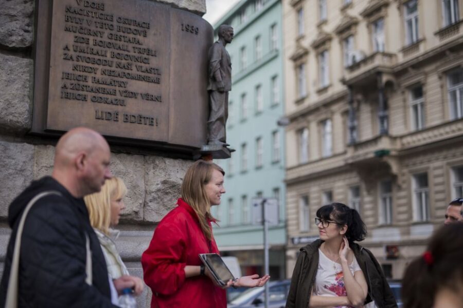 Prague: World War 2 and Operation Anthropoid Walking Tour - Guides who make the plot click (and why that matters)