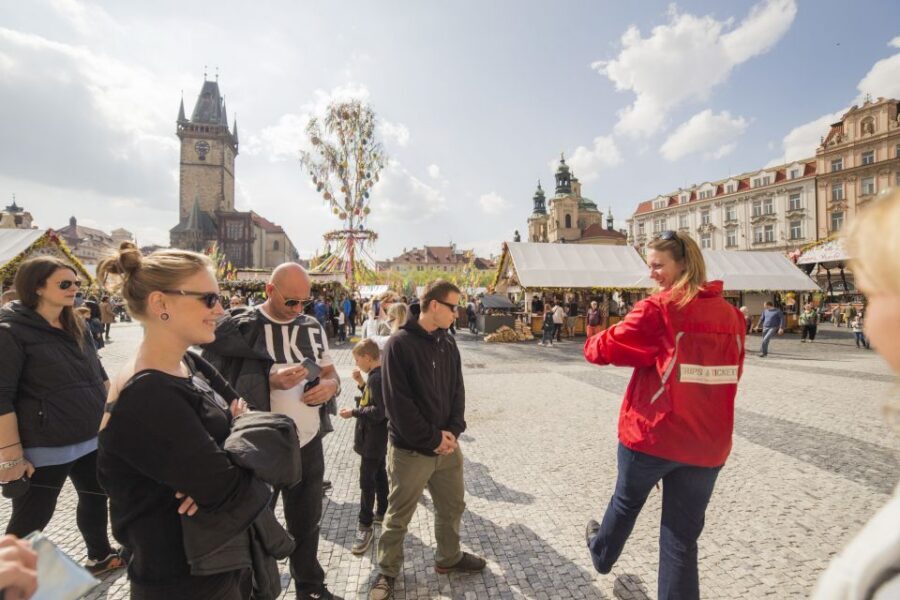 Prague: World War 2 and Operation Anthropoid Walking Tour - Starting at Týnská 627/7 and lining up your bearings