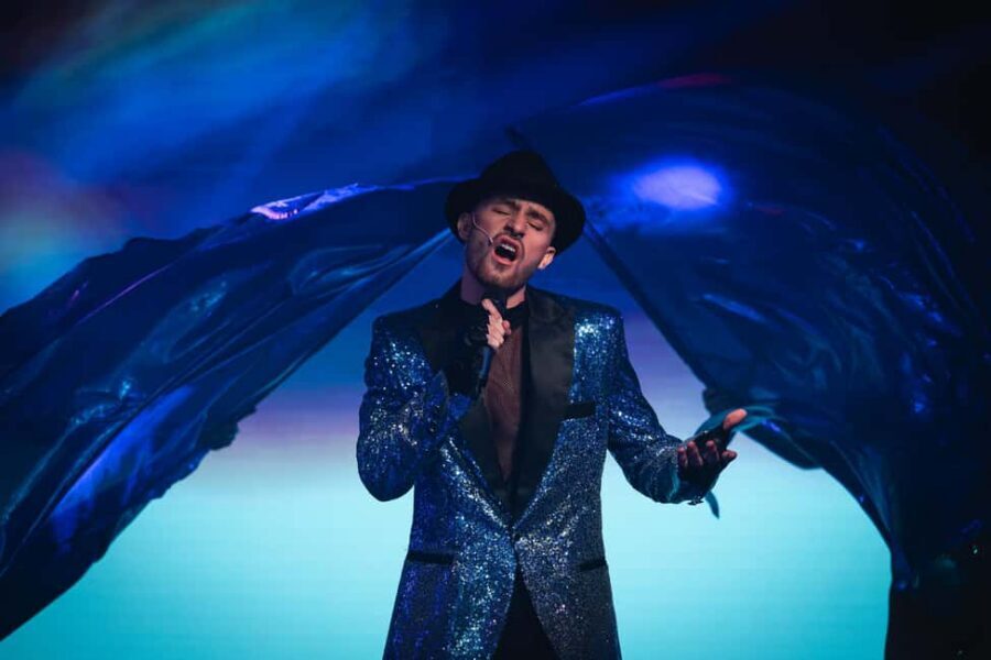 Prague:Breathtaking Cabaret Show with 4-Course Dinner Option - A Two-Hour Cabaret Time Machine in Central Prague