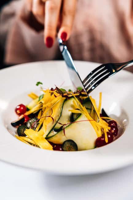 Prague:Breathtaking Cabaret Show with 4-Course Dinner Option - FAQ