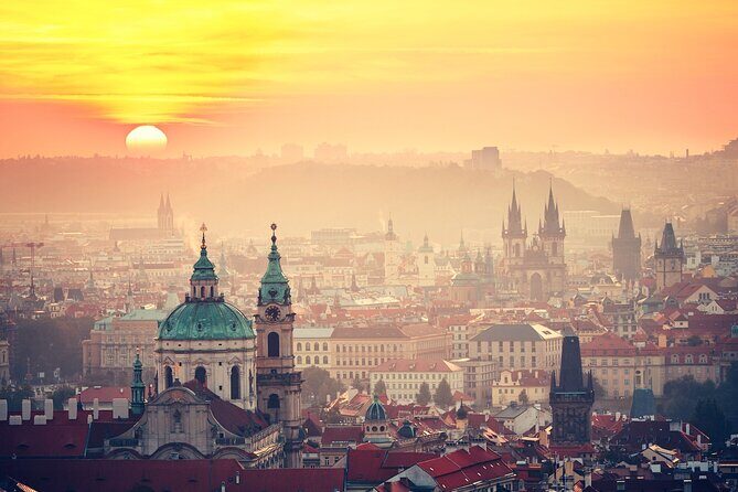 Private Prague City Highlights Tour with a Stop at a Czech Cafe - Start at the Municipal House: Art Nouveau, Smetana Hall, and the independence moment