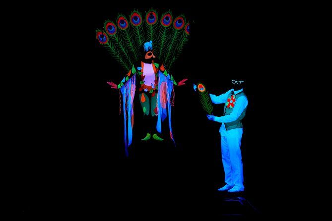 Skip the Line: WOW Show Black Light Theater in Prague Ticket - Getting there in Prague: near transit, but stairs are real