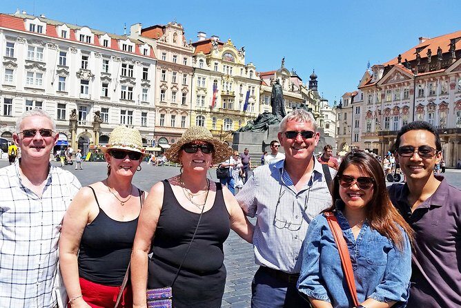 Small Group Prague Old Town and Jewish Quarter Walking Tour - Old Town Hall and the Astronomical Clock: How to Watch the Apostles