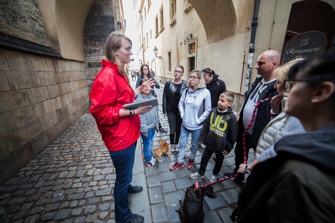 Small-Group World War 2 & Operation Anthropoid Tour in Prague - Melantrichova: Exiled Government, Operation Benjamin, and Resistance Hideouts
