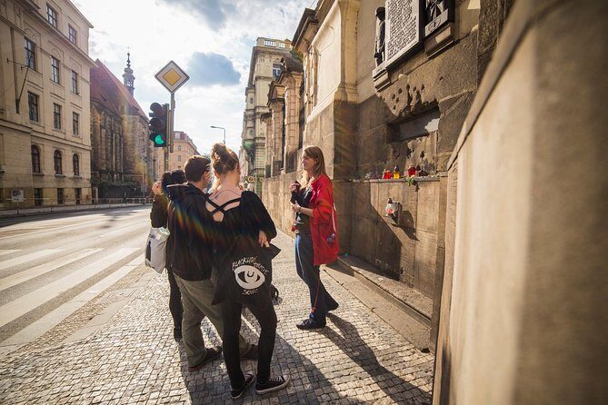 Small-Group World War 2 & Operation Anthropoid Tour in Prague - Meeting in Old Town: How the 1:30 Start Works in Real Life