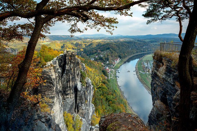 VIP Best Reviews: Bohemian & Saxon Switzerland from Prague - Pravčická Gate (Pravcicka brana): the big sandstone arch hike if you want the effort